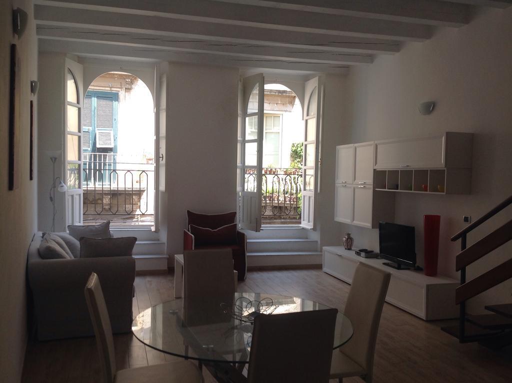 Capobianco Suit Syracuse Chambre photo